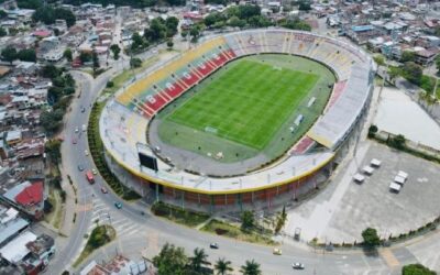 Carrera Quinta se cierra para desfile de 7.000 estudiantes en Juegos Intercolegiados