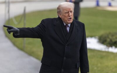 Trump dice que Venezuela “les quitó” derechos petroleros y anuncia bloqueo de buques