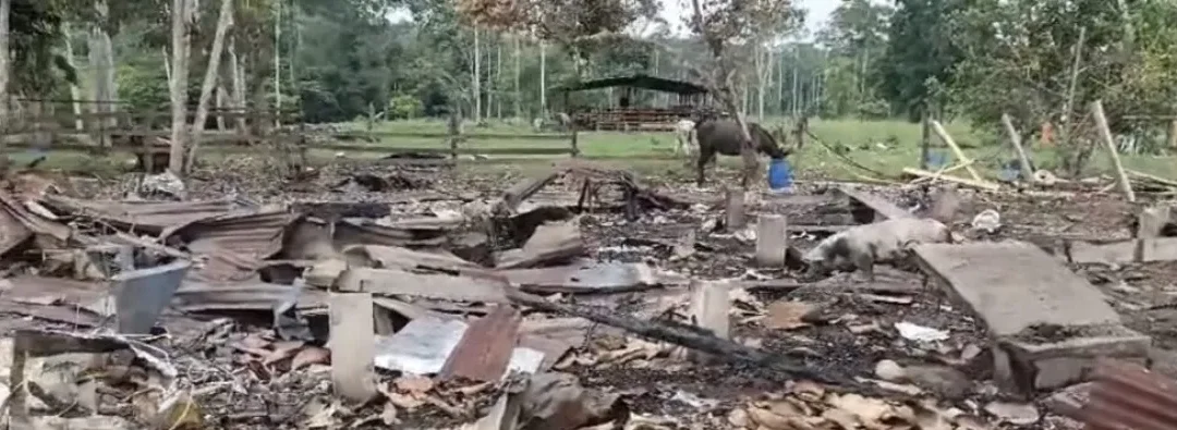 Denuncian bombardeos a civiles en Ecuador y se pone en duda la versión oficial de operativo militar