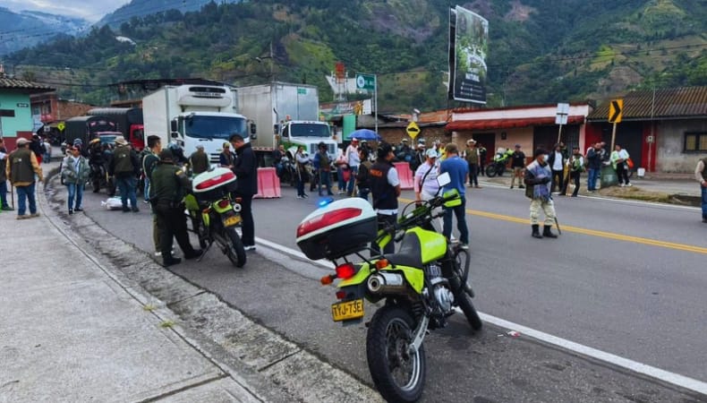 Se restablece la movilidad en Cajamarca tras levantamiento de bloqueo en puente principal.