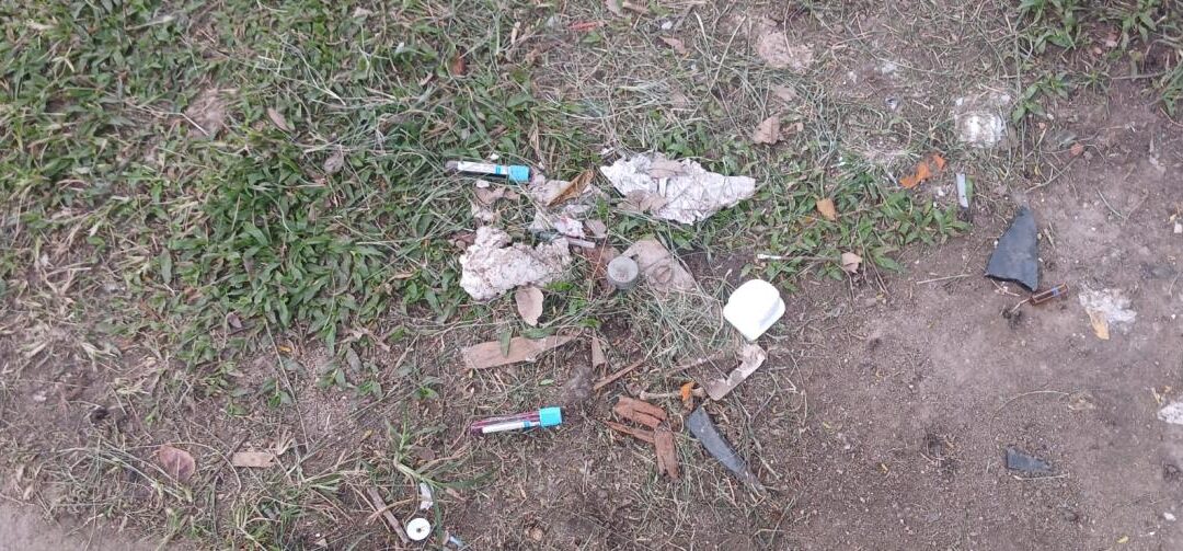 Preocupación en Ibagué por presunto abandono de residuos biológicos en la avenida Ambalá
