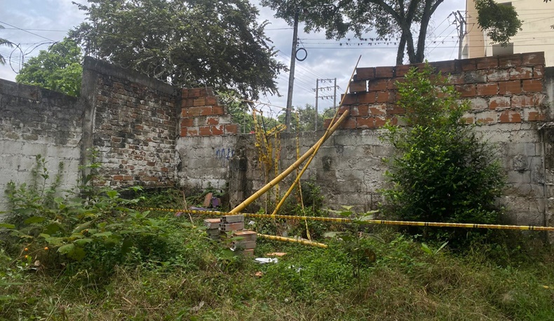 Derribarán muro perimetral de la Institución Educativa Sagrada Familia en Ibagué