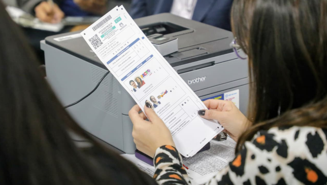 Avanza el escrutinio departamental tras la jornada electoral