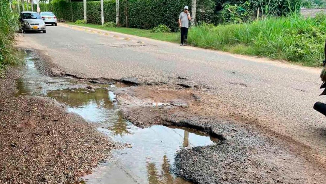 Inician las obras de mejoramiento en la vía Melgar – Carmen de Apicalá
