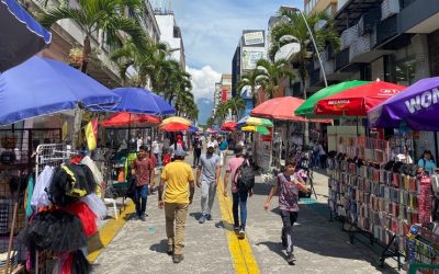Alcaldía de Ibagué avanza en la recuperación del espacio público en la carrera Tercera.